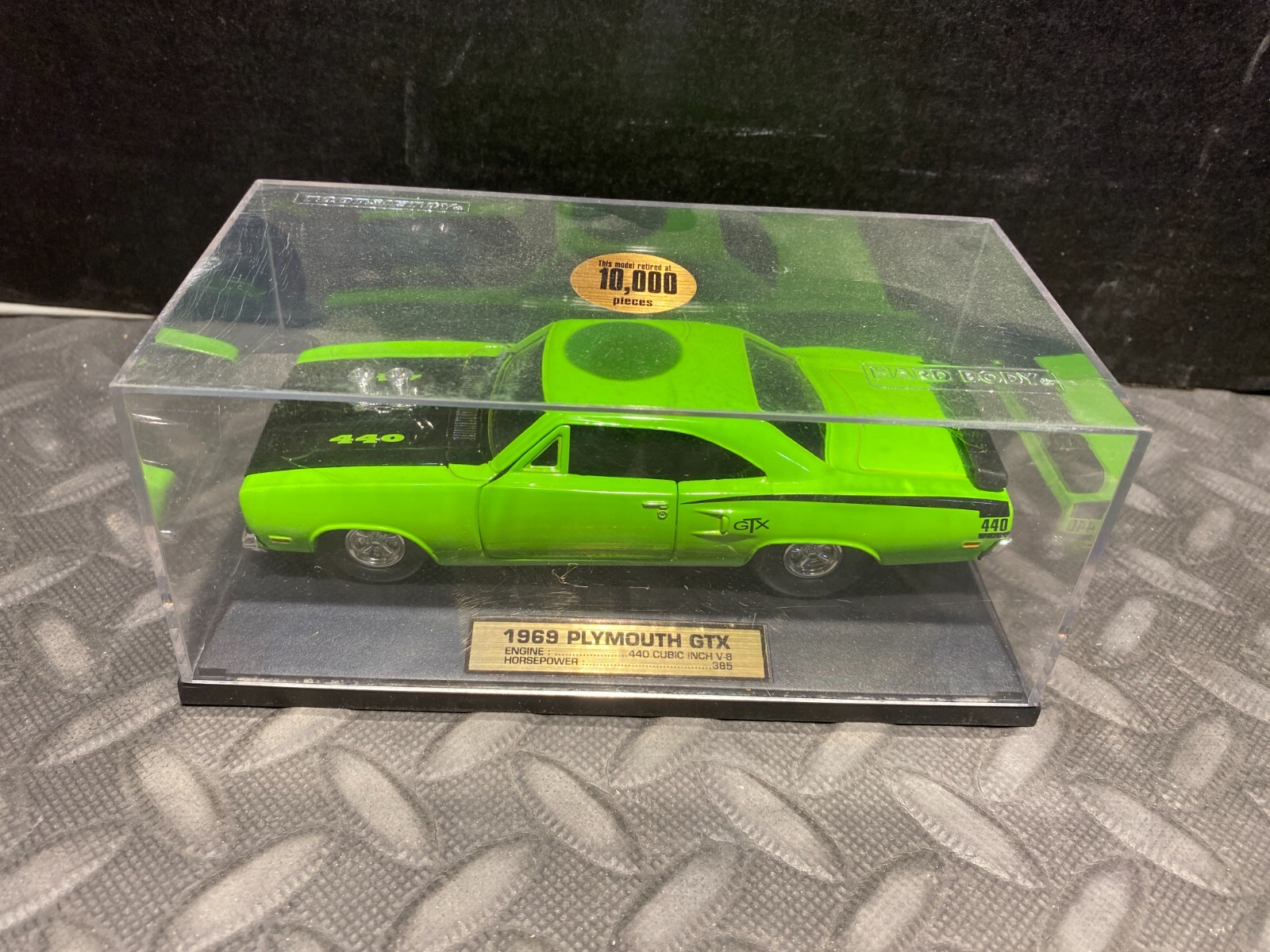 1/32 TOOTSIETOY HARD BODY 1970 PLYMOUTH 440 GTX LIME GREEN