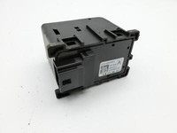 Vinfast VF8 Parkbremse Handbremse Schalter Betätigung Vinfast VF8 01.11.2023 EEP30007021 gebraucht Vorschau 2