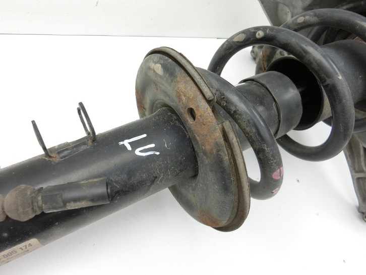 Audi A5 8T 11-16 Coupe Stossdämpfer Federbein Vorne Links CDC Audi A5 8T 11-16 15.05.2013 8F0413029 442400005174... Bild 4