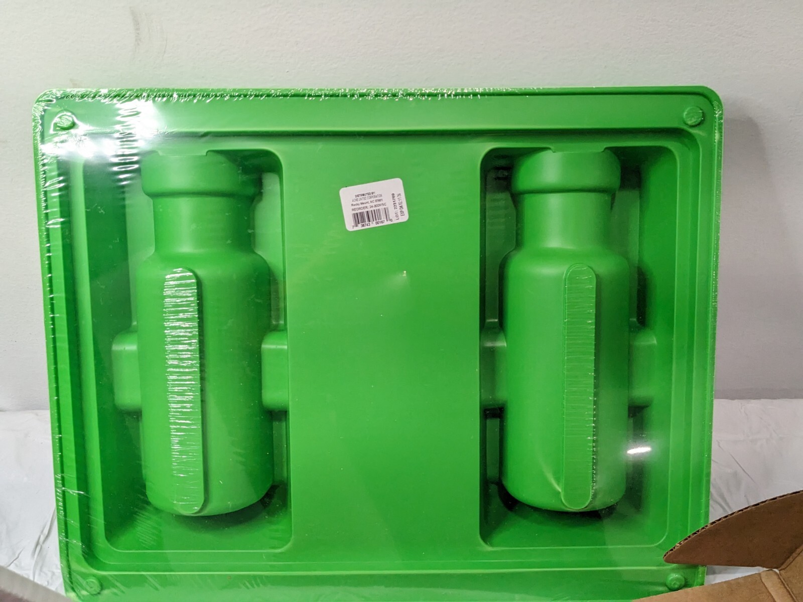 PRO-SAFE Emergency Eye & Face Wash Station Pack of 2 (32 oz Bottles) 24-300MSC