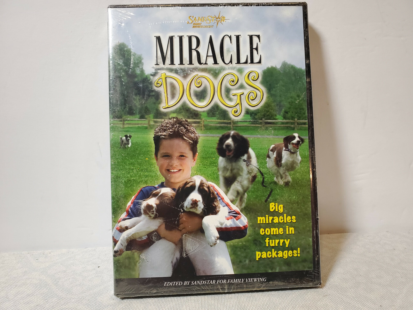 その他 Miracle Dogs [DVD] Amazon.com: Miracle Dogs Too : Charles Durning, Patrick