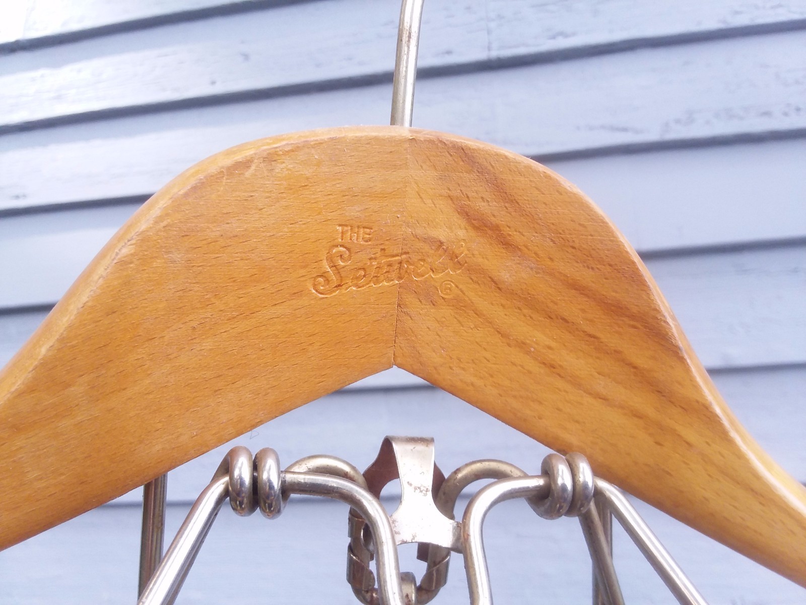 VINTAGE SETWELL SUIT PANTS COAT WOODEN HANGER MADE IN USA