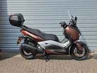 Yamaha X-Max 300