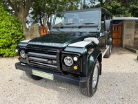 2009 59 Land Rover Defender 110 2.4 TDCi XS Station Wagon 4WD MWB Euro 4 5dr