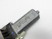 Volvo C70 542 06-09 Stellmotor El. Sitzverstellung Links Vorne Volvo C70 542 06-09 01.06.2007 0390203219 gebraucht Vorschau 4