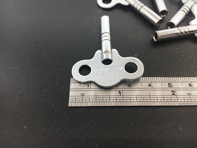 Clock Key Set of 5 Size 4 or 3.25mm 