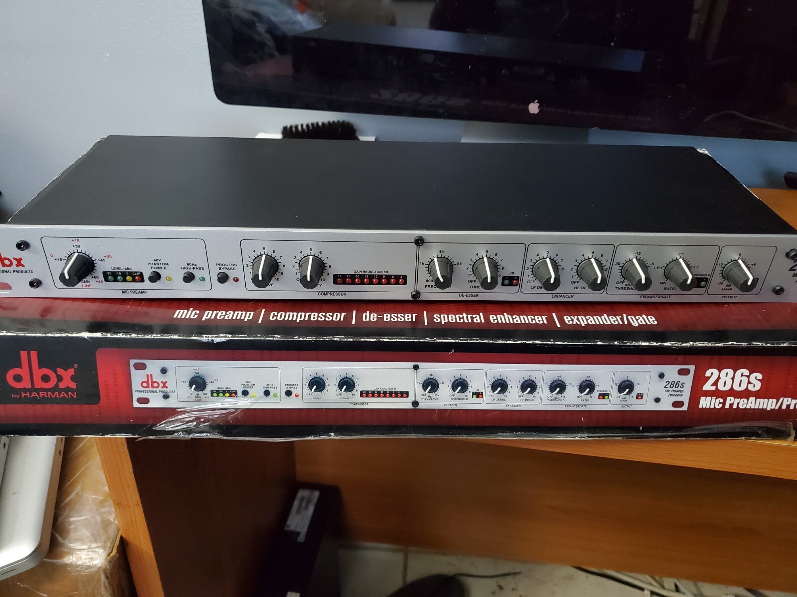 $_32.JPG?set_id=880000500F