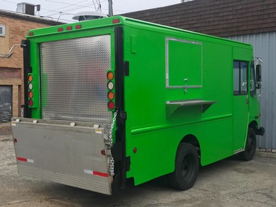 Food Truck - equipped with commercial NSF restaurant equipment - SEND OFFER