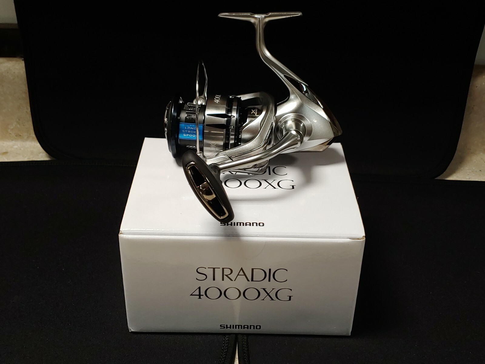 SHIMANO STRADIC 4000XG リール シマノ ストラディック 4000XG (リール) 価格比較 - 価格.com