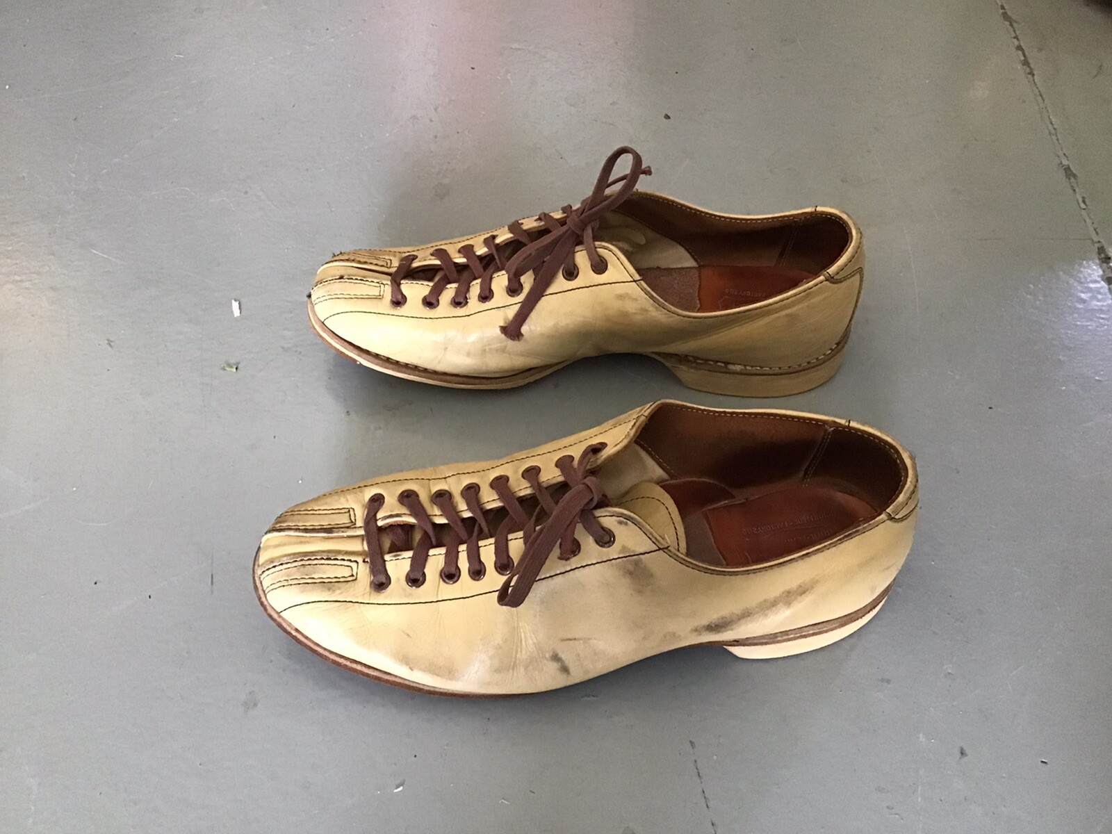 vintage Hyde leather bowling shoes size 