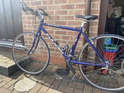 Saracen Road Bike - HyTrack In Blue. 