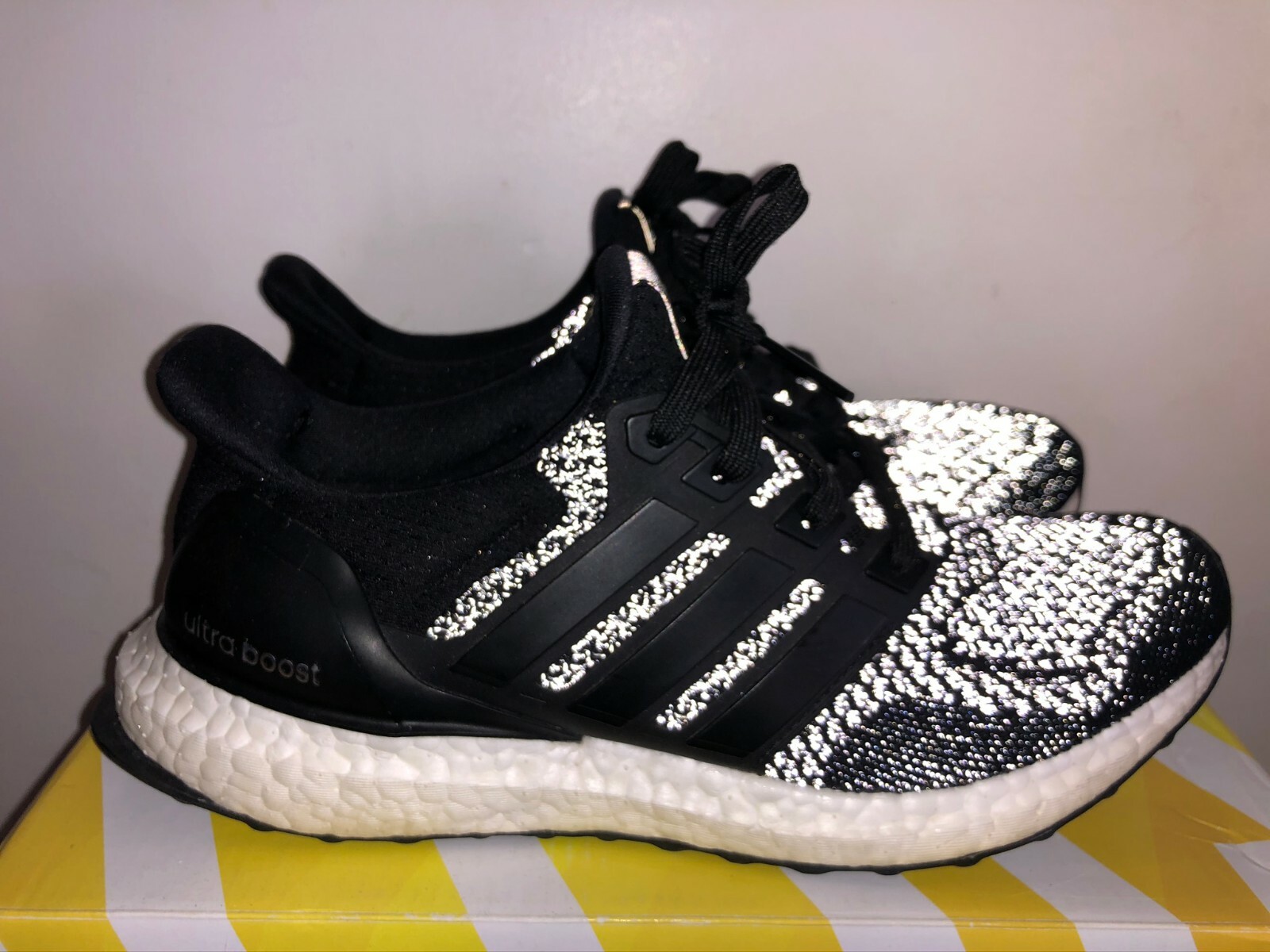 Ultra boost 3m reflective top