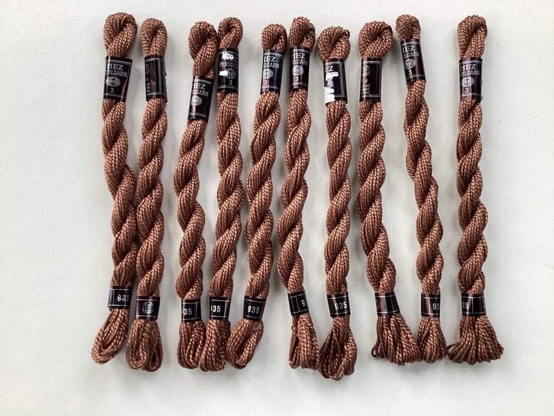 10 Docken Perlgarn Stickgarn Mez StÃ¤Rke 3 Farbe 935