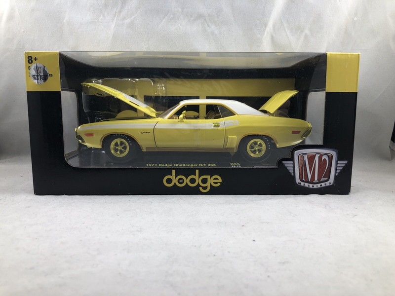 M2 Machines 1/24 1971 ダッジチャレンジャー R/T 383 M2 Machines 1/24 Chase Dodge 1971 Dodge Challenger R/T 383