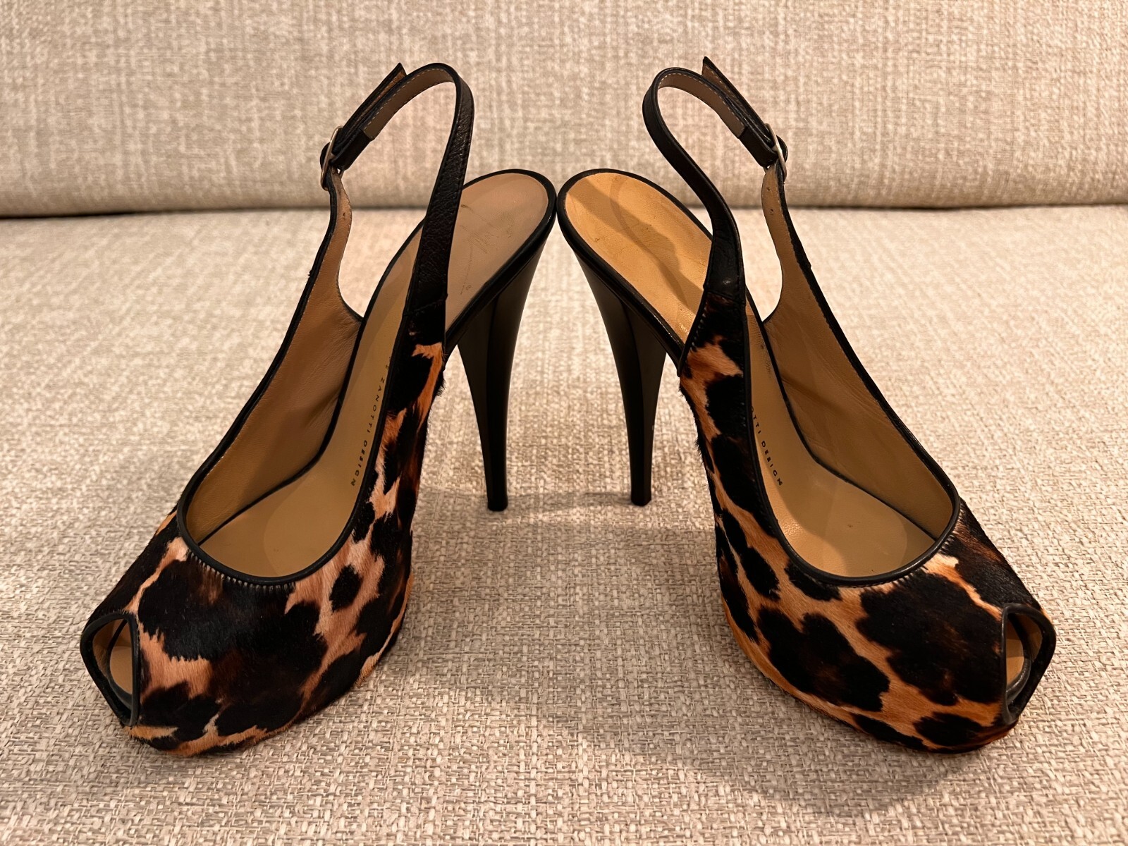 GIUSEPPE ZANOTTI DESIGN ハイヒール　35 1/2 Giuseppe Zanotti Silver Mesh Open-toe Pumps - Size 40,5