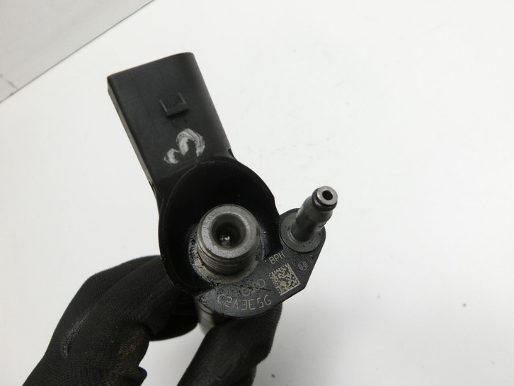 Audi Q7 4L 09-15 TDI 3,0 176KW Injektor Einspritzdüse Zyl.3 Audi Q7 4L 09-15 22.10.2012 059130277EM 059130277CP... Vorschau 3