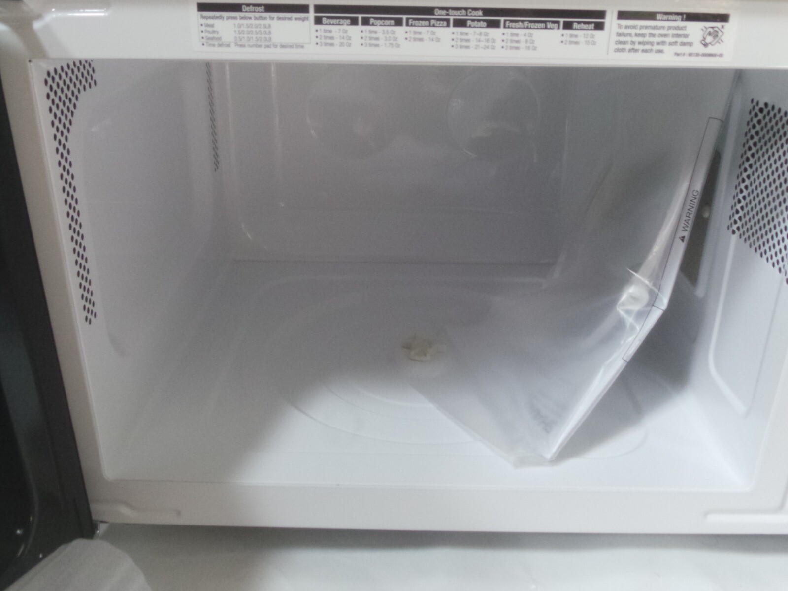 SHARP SMC1131CB Carousel 1.1 CF Mid-Size 1000 Watts BLACK Microwave