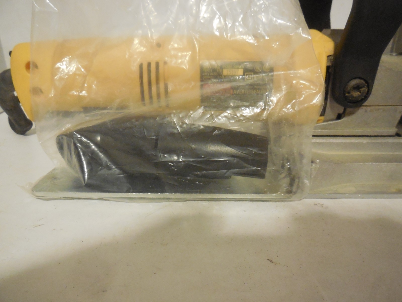 DeWalt 6.5 Amp DW682 Heavy Duty Biscuit Cutter Plate Joiner with Plastic Case