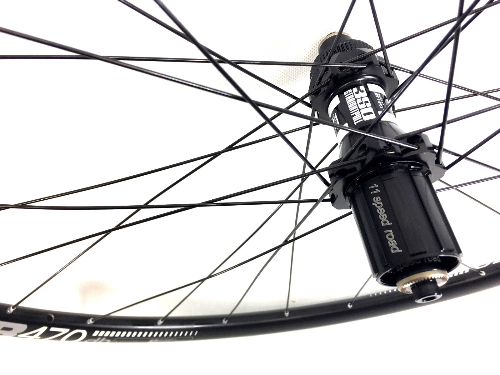 DT Swiss R470db 700c Tubeless Clincher Wheel Set - Bicycle