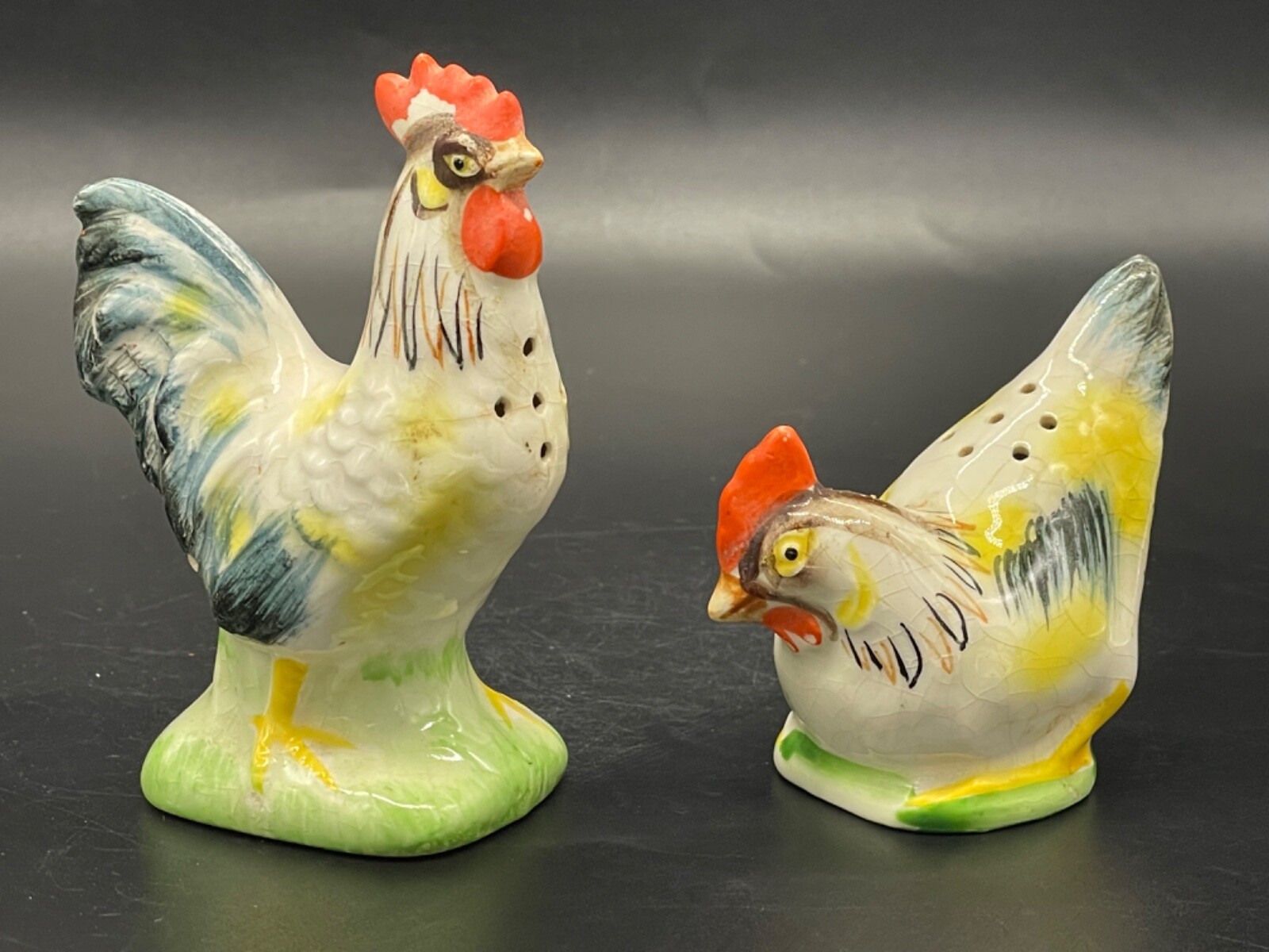 Mid century, ceramic chicken salt/ pepper salt/ pepper