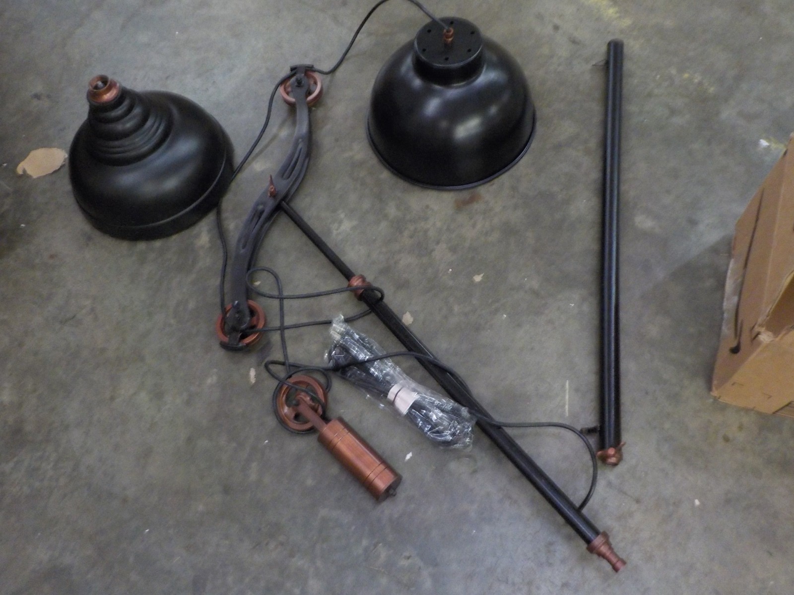 Deco 79 24515 Aluminum pulley adjustable Industrial floor lamp, 77 inch