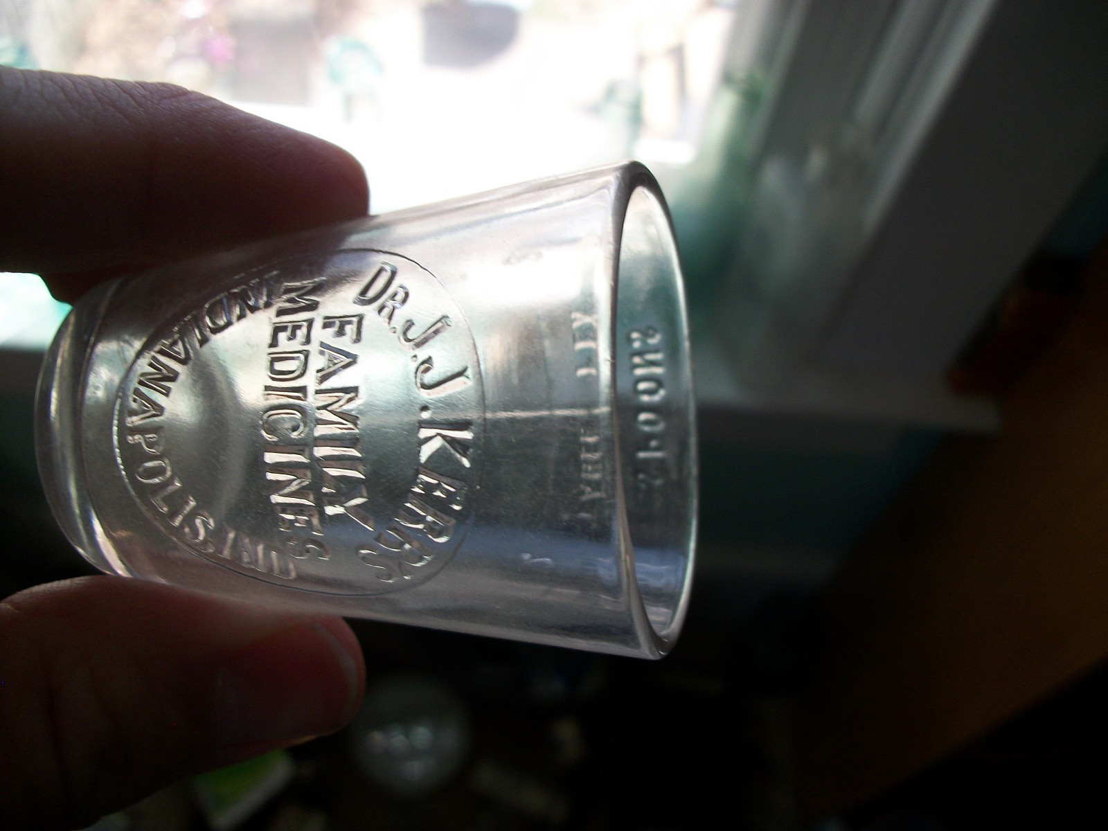 DR JJ KERR'S FAMILY MEDICINES INDIANAPOLIS INDIANA MEDICINE MEASURING DOSE GLASS