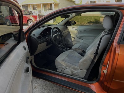 image 2 of interior