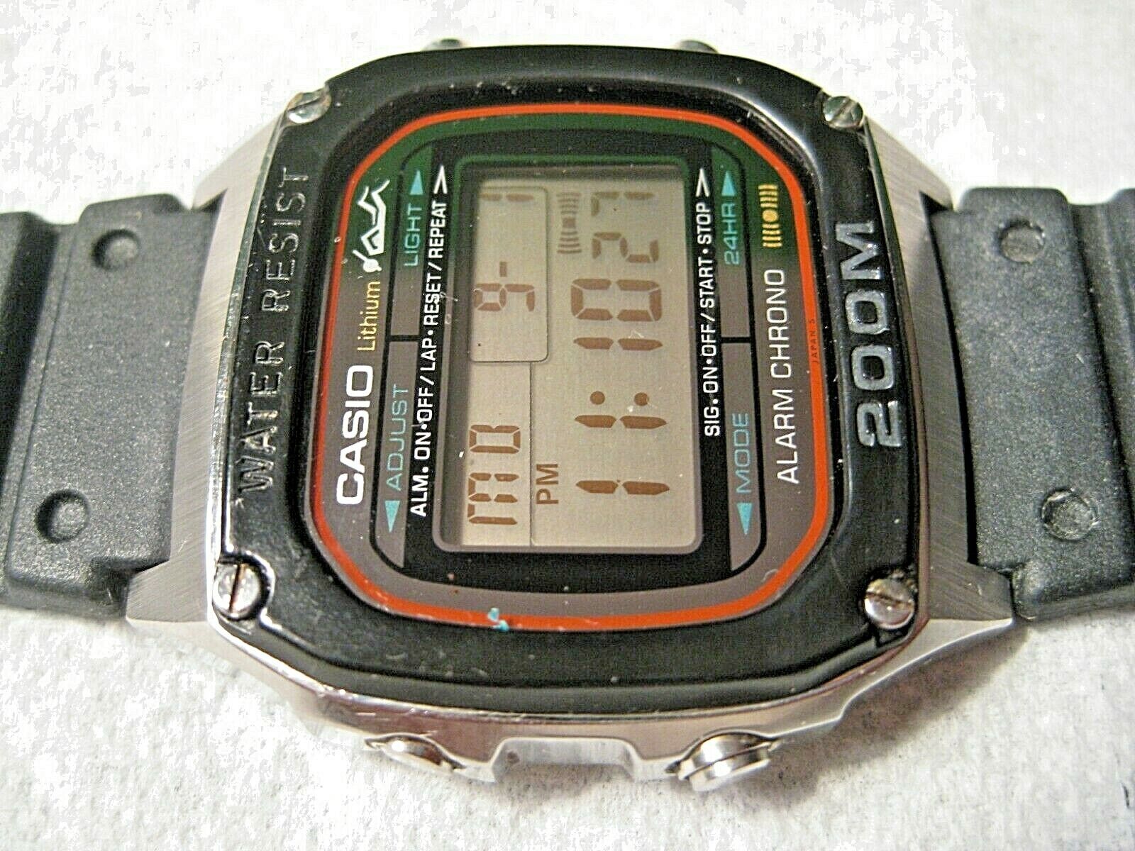 CASIO ALARM CHRONO DW-1000 200M オールドカシオ-