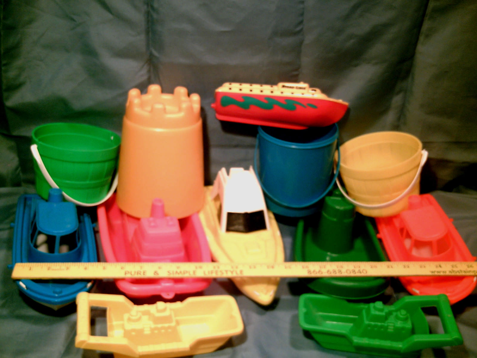 VTG! GAY TOYS INC/AMLOID (Lot of 12) BUCKETS & BOATS Bathtub Beach Sandbox Water