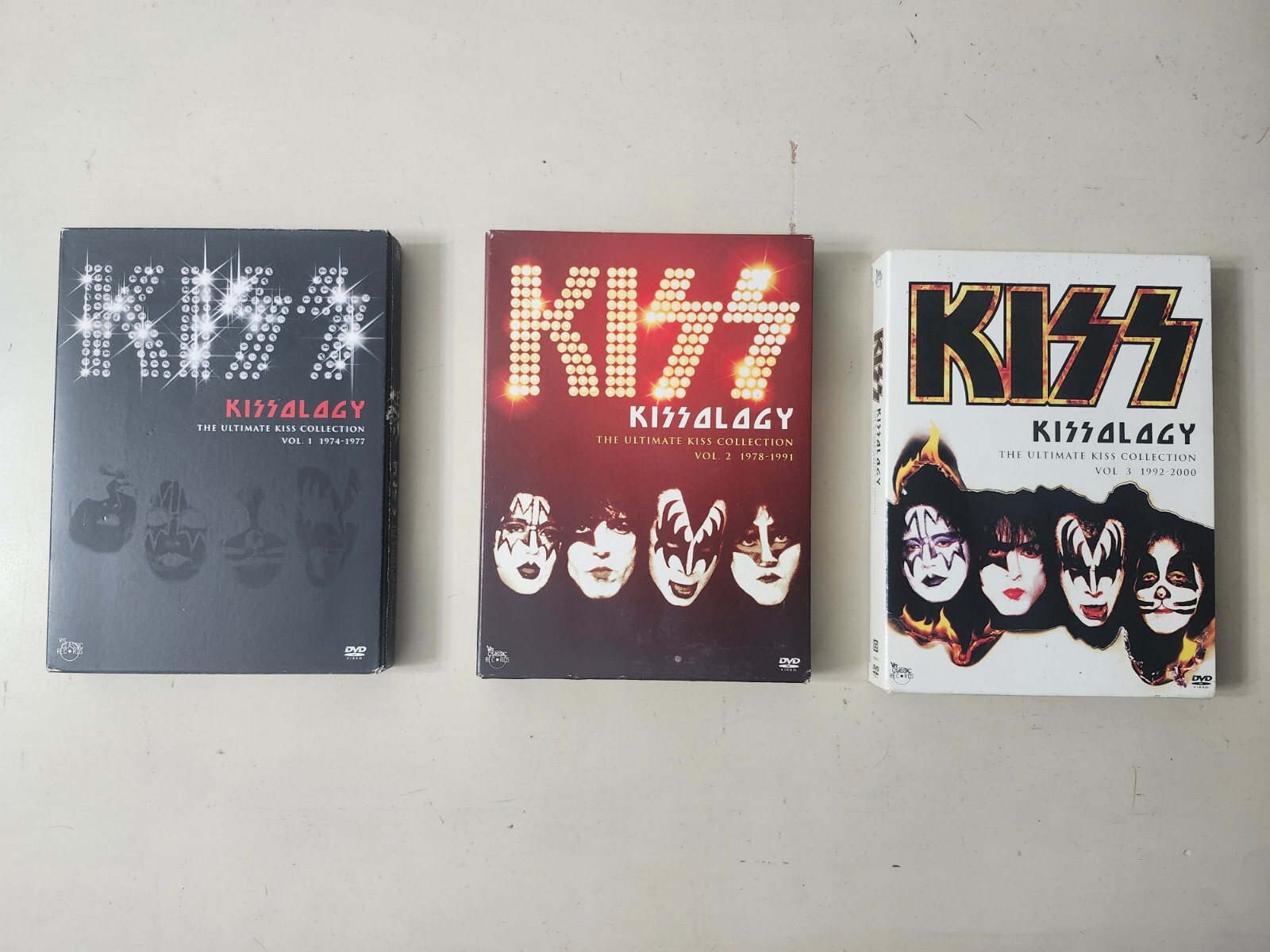 KISS/KISSOLOGY Vol.1〈2枚組〉 Amazon.com: Kissology, Vol. 1: 1974-1977 : KISS: Movies & TV