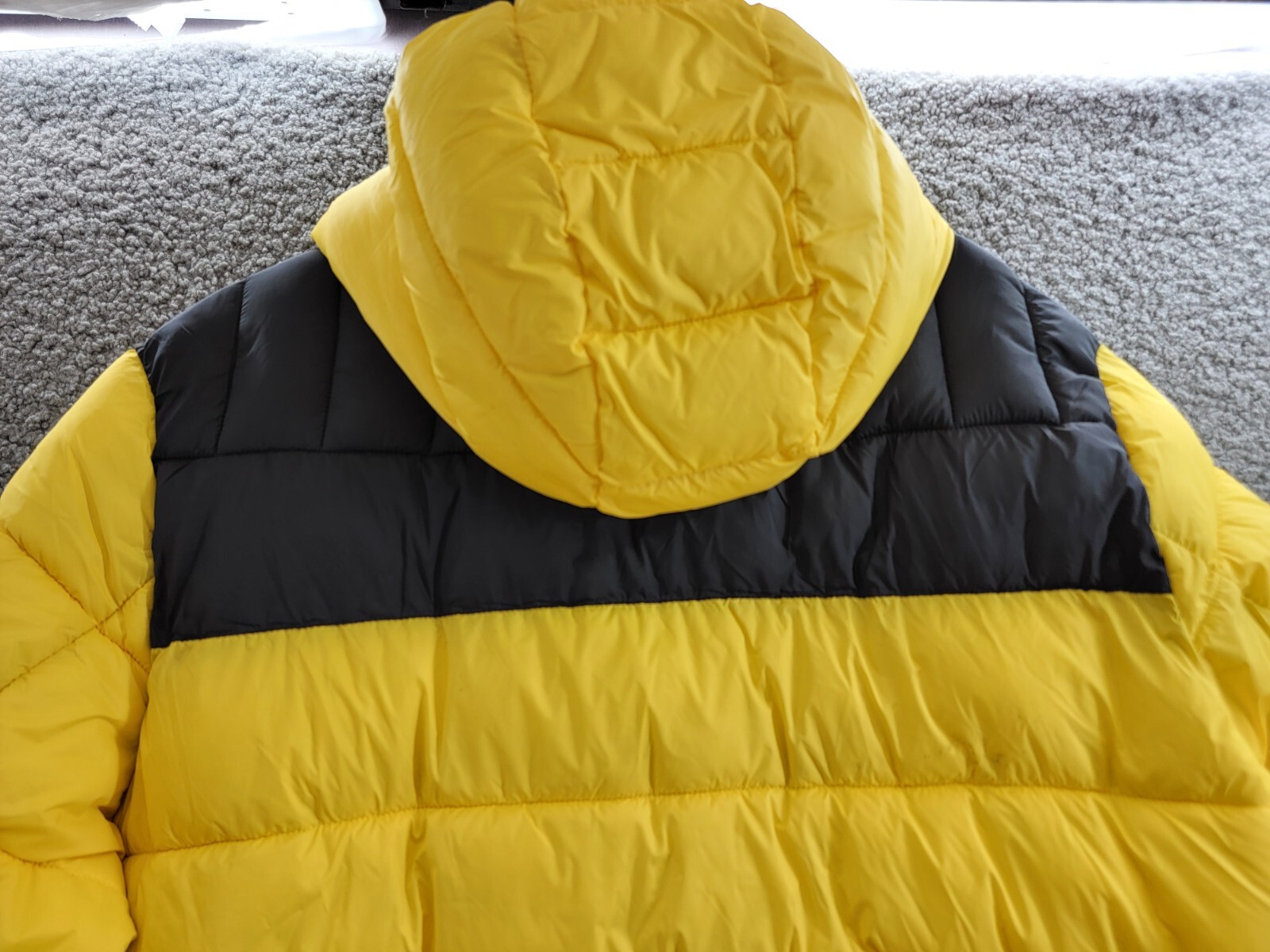 Club Room Chevron Quilted Hooded Puffer Jacket Men's L Yellow Zip Closure L/S~ - Picture 15 of 20
