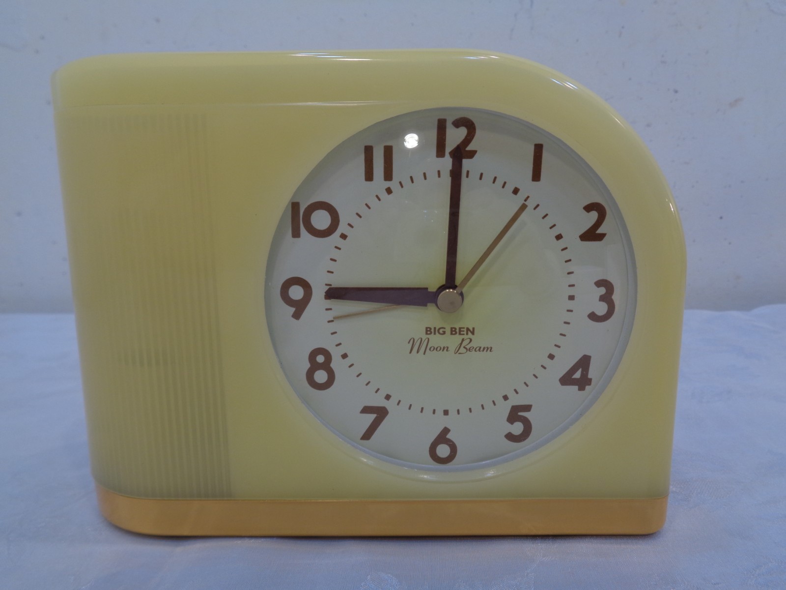 Westclox Retro Moonbeam Clock Big Ben Model 43000 New In Open Box Yellow MCM
