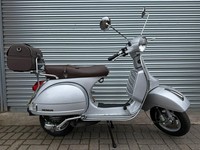 Piaggio Vespa PX 150 70th Anniversary