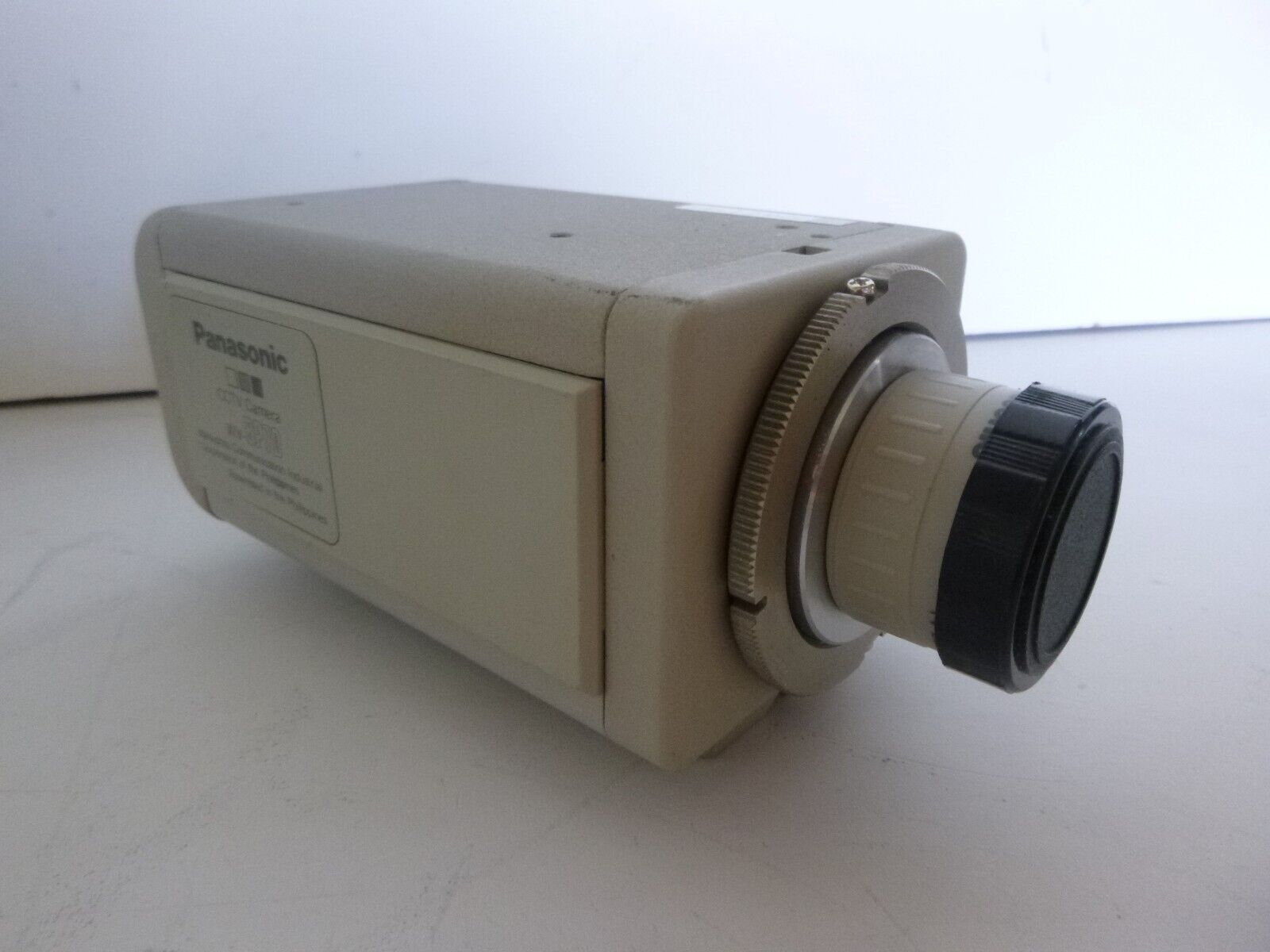 Panasonic WV-BP70 CCTV Camera with 4.5mm 1:2.8 LENS | eBay Panasonic WV-BP70 CCTV Camera with 4.5mm 1:2.8 LENS | eBay
