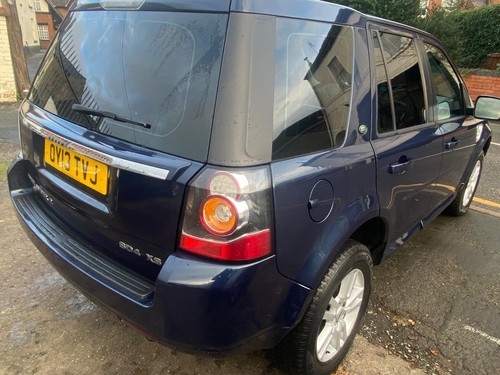 Land Rover Freelander image