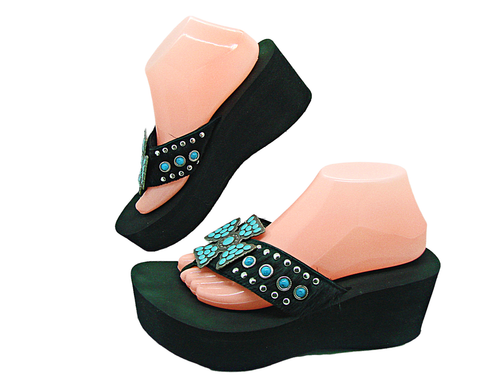 シューズ・サンダルその他 Two-Toned Dora Wedge Sandals GUCCI Two-Toned Embellished Wedge Sandals | runwaycatalog