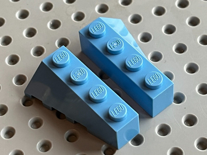 Rare Lego Medium Blue Wedge Ref 43720 & 43721 / Set 31049 Twin Spin Helicopter