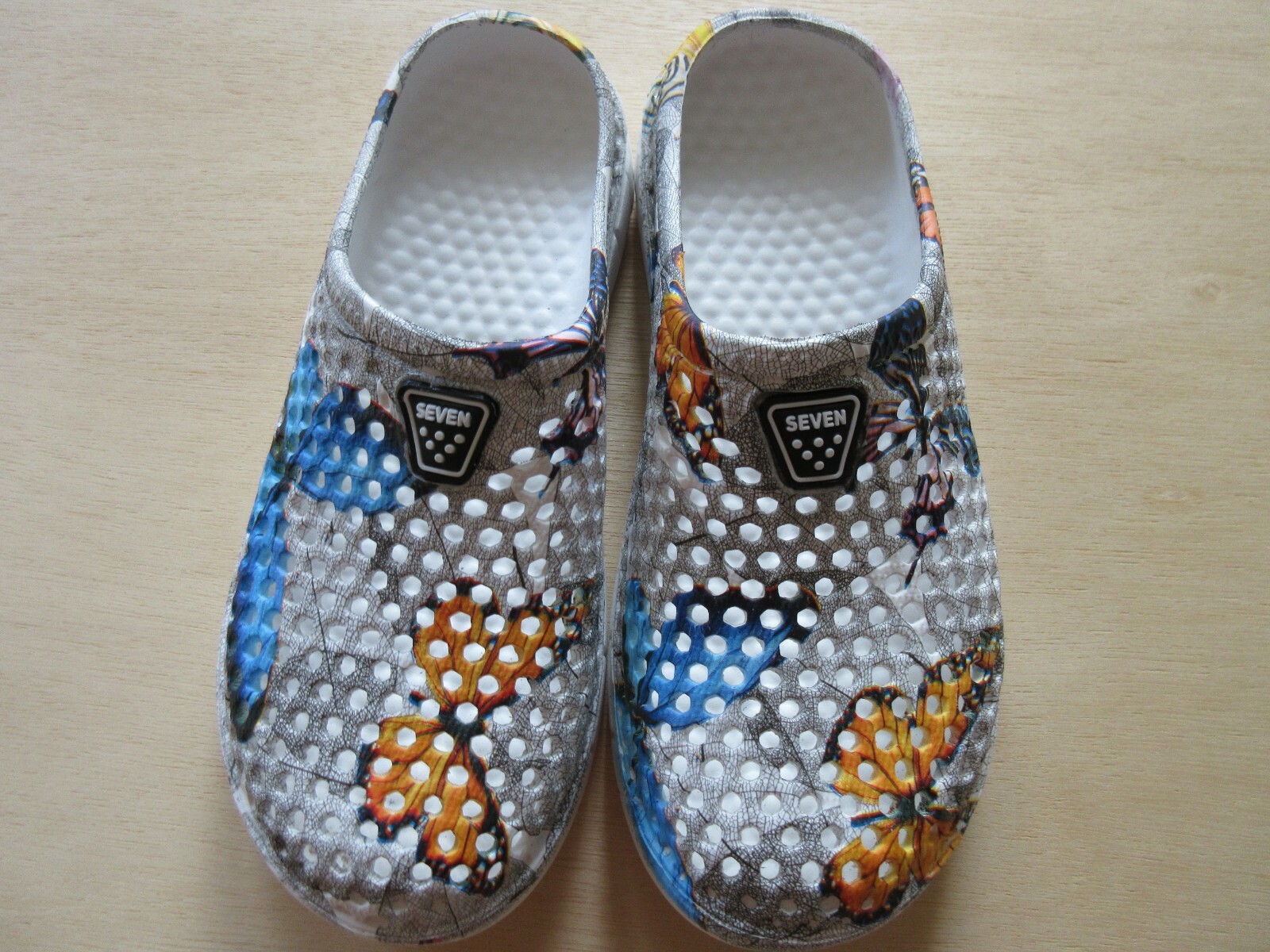 Women's Lightweight PVC Breathable Clogs Garden/Beach Sandal Variety Colors New