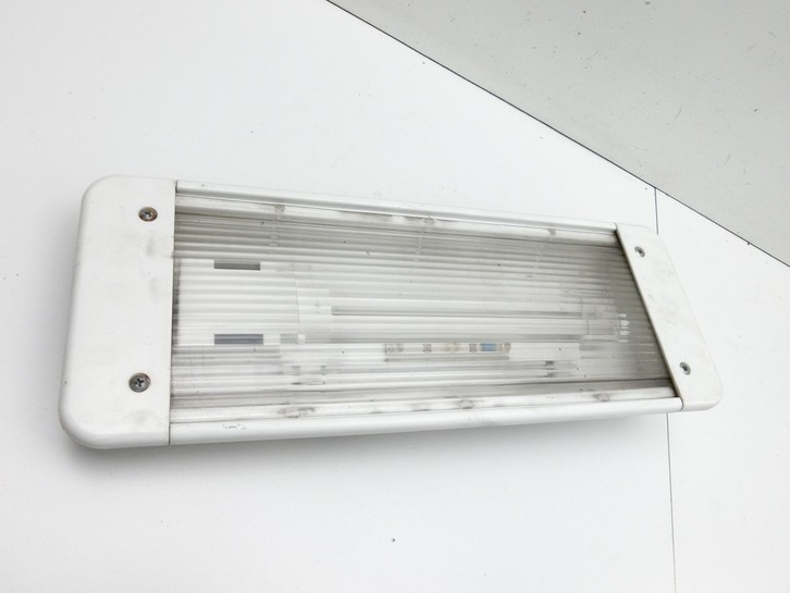 Ford Transit VI 06-13 Innenleuchte Innenraumleuchte Hinten für Patientenkabine Ford Transit VI 06-13 26.11.2010... Vorschau 2