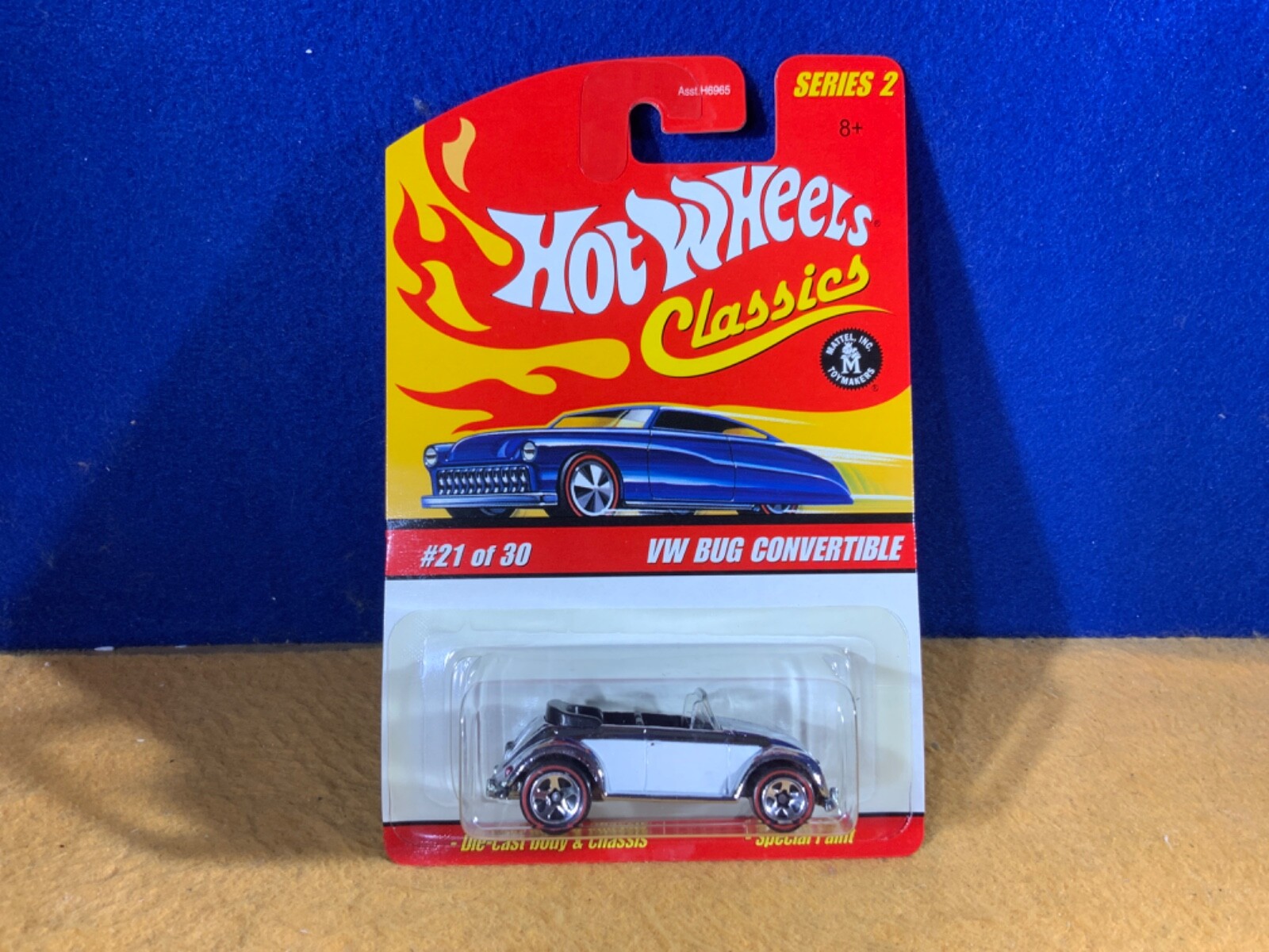 ミニカー Hotwheels VW Bug convertible Amazon.com: Hot Wheels Classic Series 2: VW Bug Convertible