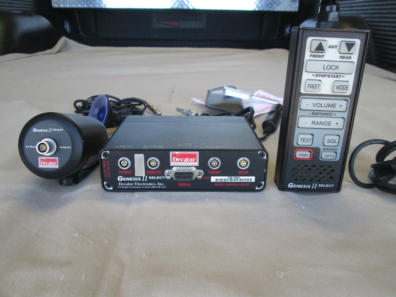DECATUR GENESIS II SELECT KA BAND-KPH-KILOMETERS POLICE RADAR... EXTRAS-NICE!