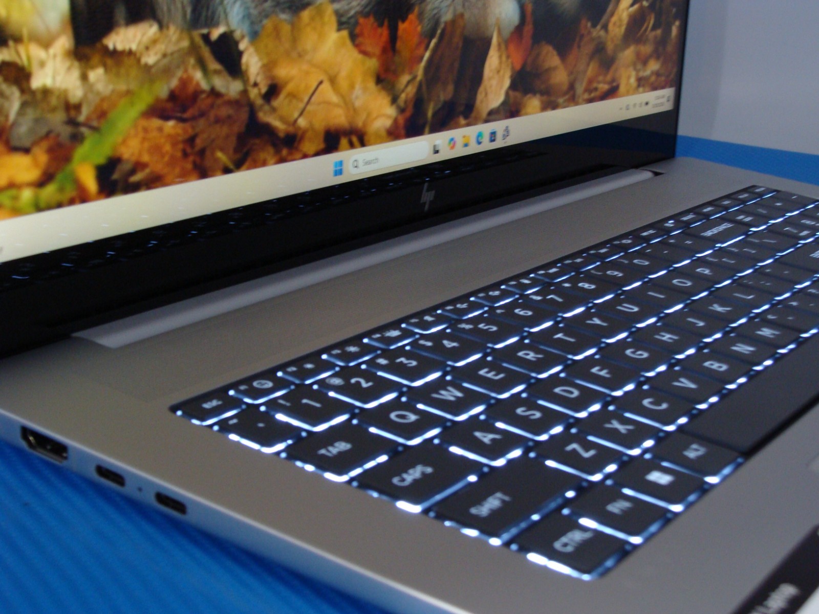 HP Envy 17-da0013dx 17.3" FHD Touch Ultra 7 155H 16GB RAM 1TB SSD Win 11 - Thumbnail 2