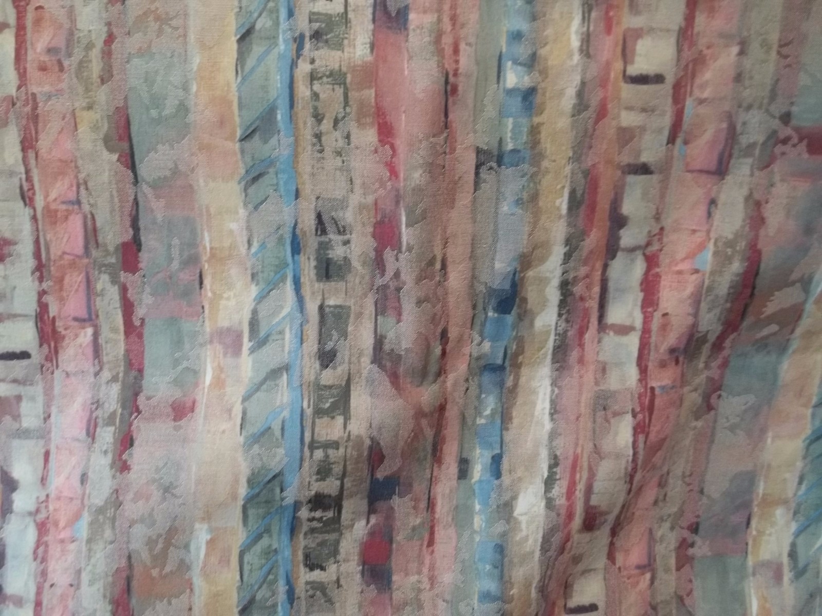 Red Green Blue Gold Tones Design Fabric 1 yard Upholstery Material MT125