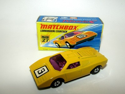 matchbox superfast no 27 lamborghini countach
