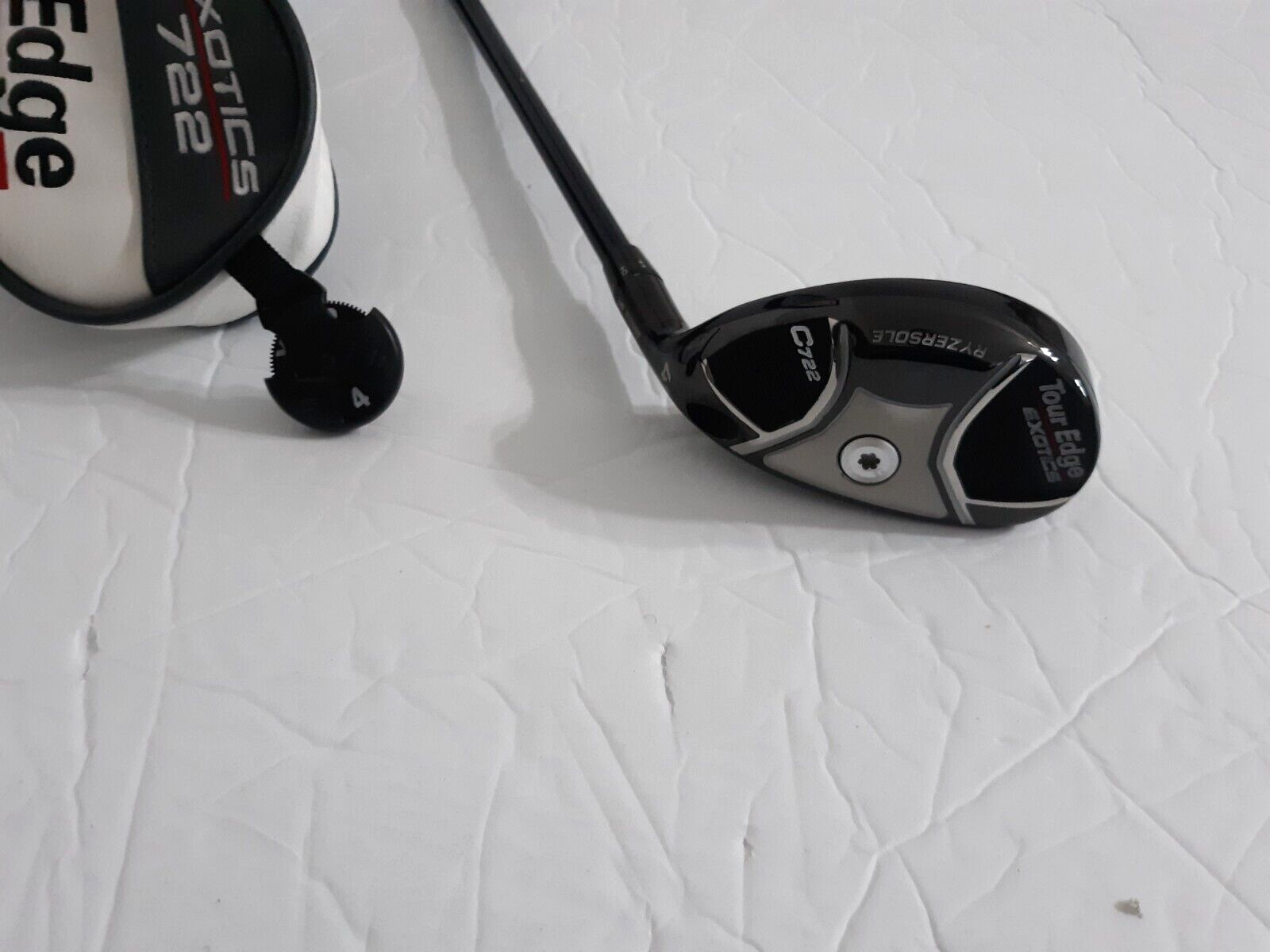 EXCELLENT TOUR EDGE EXOTICS C722  21* ADJ. #4 HYBRID  GRAPH REG  VENTUS BLUE 7R