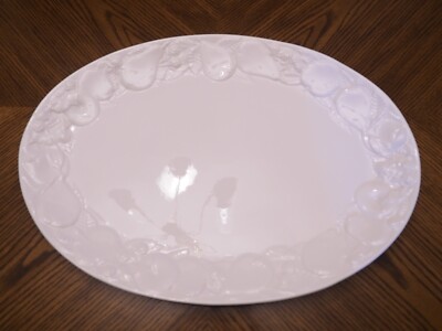 NWT ESTE CE Italy Large White Ceramic Oval Serving Platter w/Embossed Fruit Rim