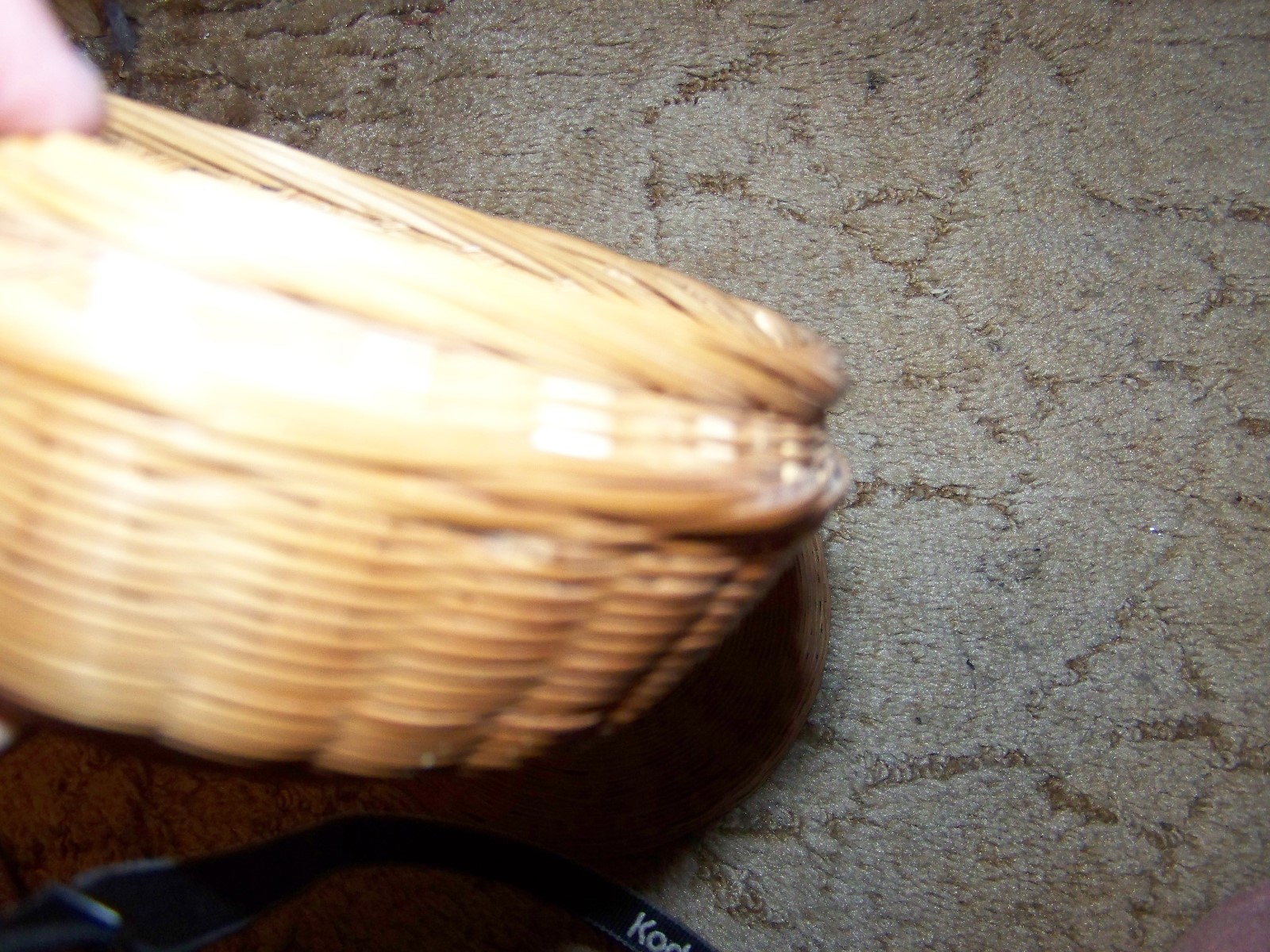 large wicker trinket basket approx 6 inch x 3 inch possible nantucket