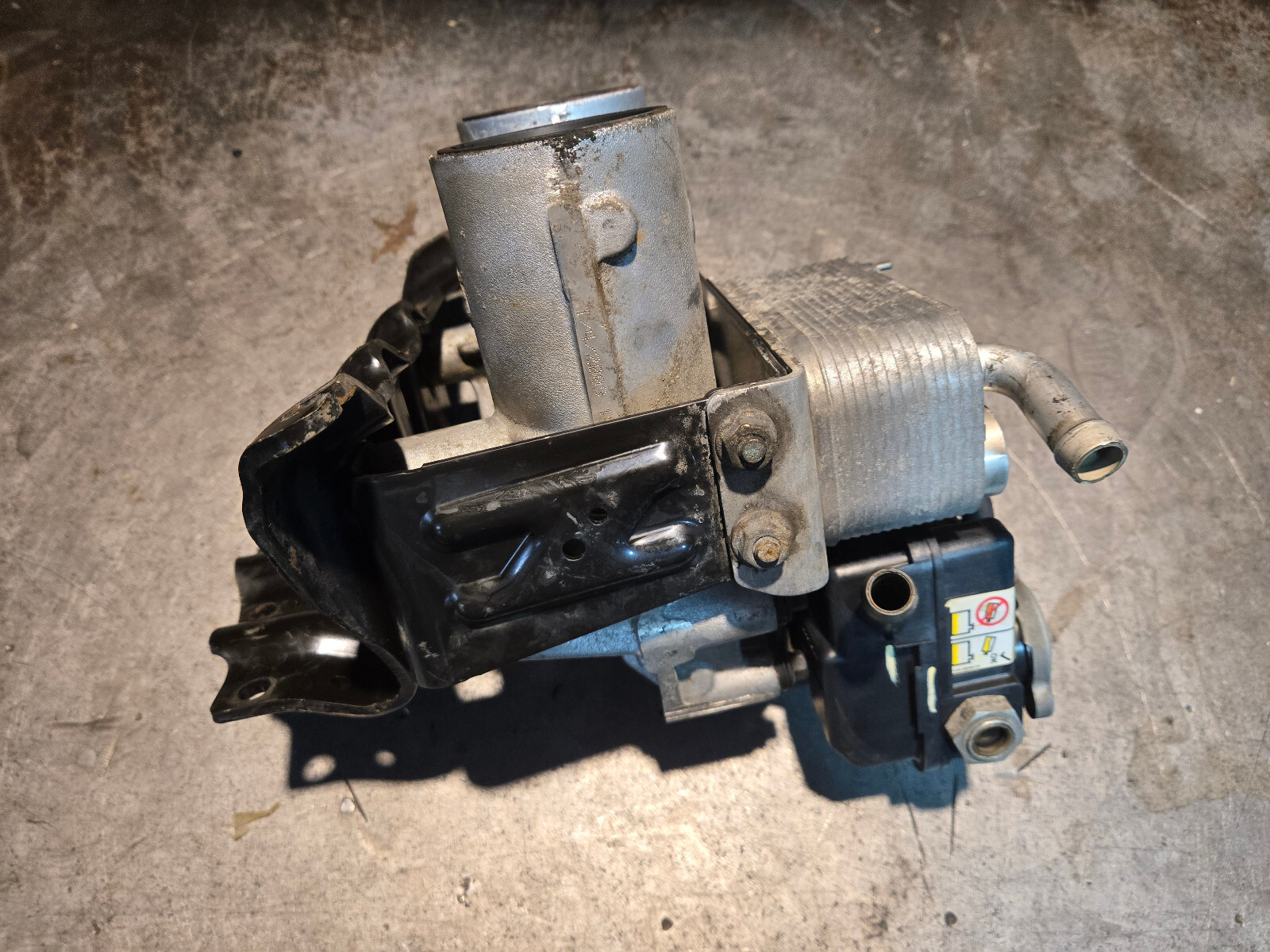 08-10 2008 6.4 Powerstroke Turbo Diesel International 6.4 Fuel Cooler 1875109C93 - Picture 5 of 9