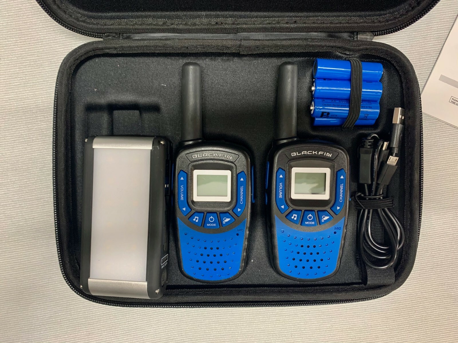 Black Fin WTK001 23 Mile Walkie Talkie Power Kit W/ Case & L
