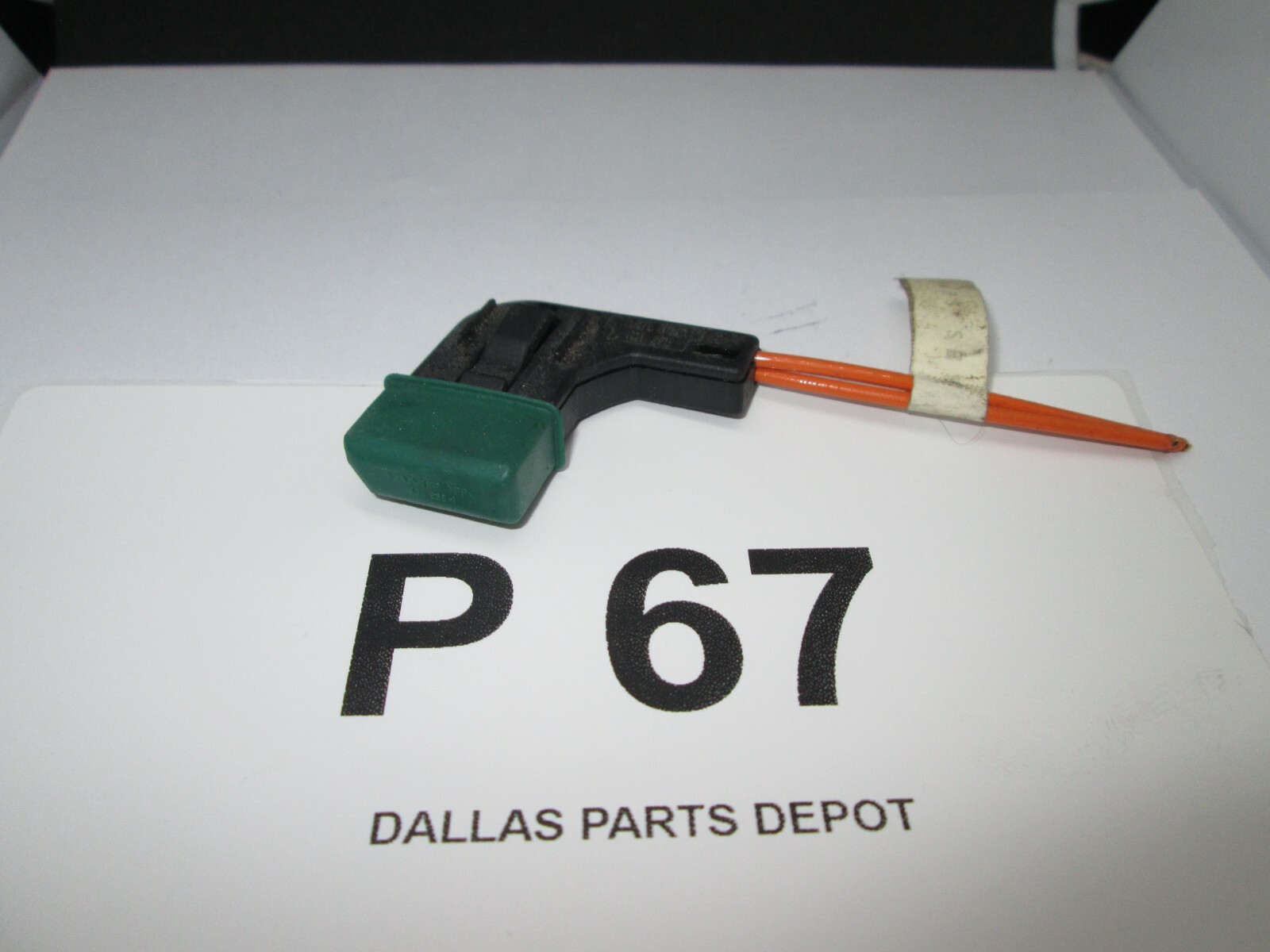 メル25773ページ MERCEDES-BENZ TELEPHONE CONNECTOR WITH 2 PIGTAIL USED 036